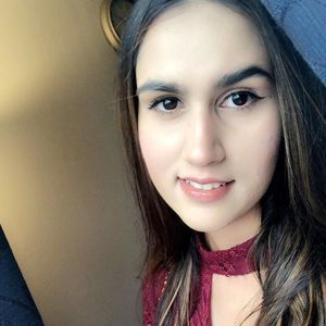 Meet your Posher, Aqsa